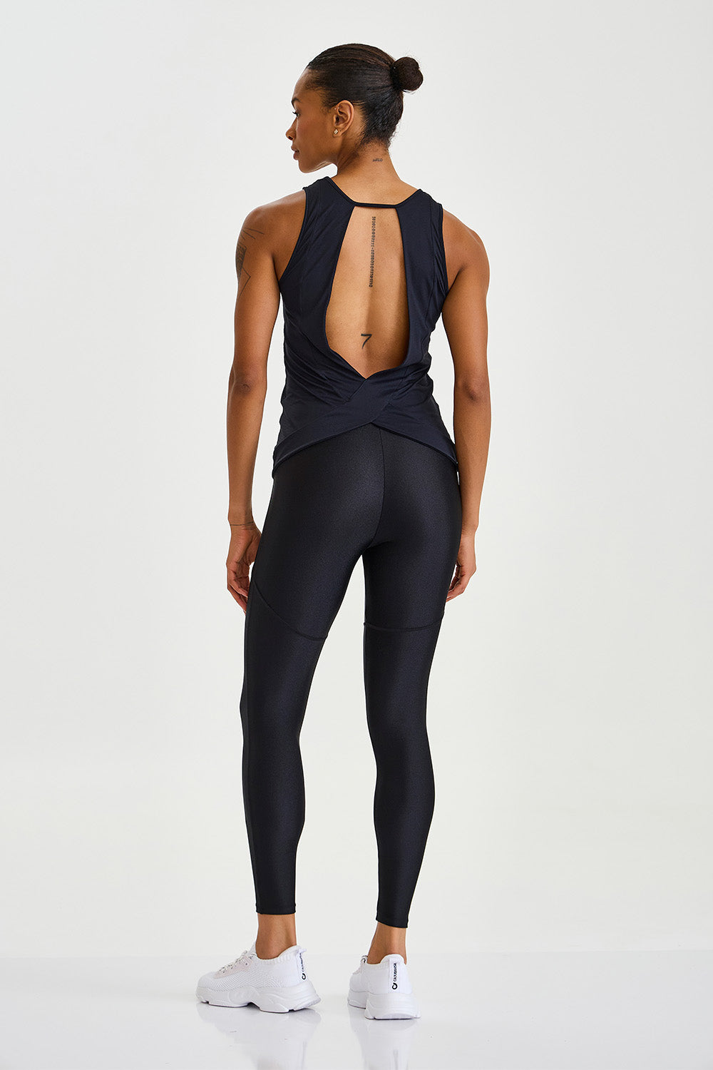 MUSCULOSA ULTRA DRY TANK 100% POLYAMIDE 22059